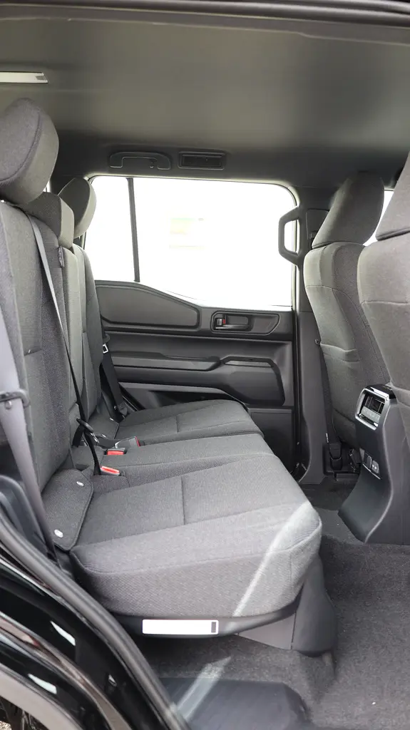 واردات Toyota Prado 2026 از دبی — منطقه آزاد کیش و قشم — خودرو Toyota — تصویر 14