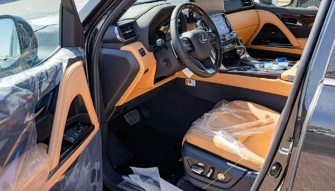 واردات Lexus LX Series 2026 از دبی — منطقه آزاد کیش و قشم — خودرو Lexus — تصویر 6