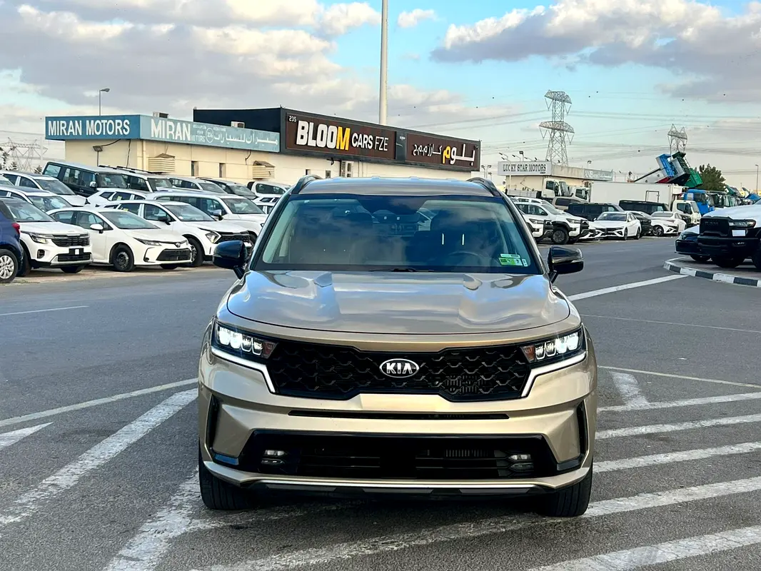 واردات Kia Sorento 2021 از دبی — منطقه آزاد کیش و قشم — خودرو Kia — تصویر 2