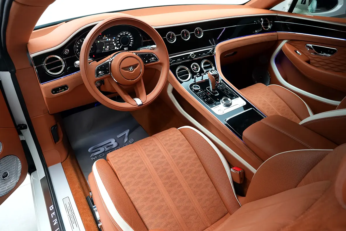 واردات Bentley Continental 2025 از دبی — منطقه آزاد کیش و قشم — خودرو Bentley — تصویر 6