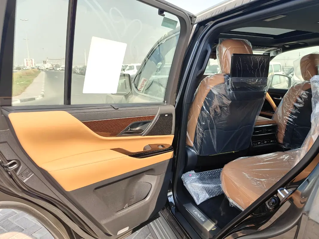 واردات Lexus LX Series 2026 از دبی — منطقه آزاد کیش و قشم — خودرو Lexus — تصویر 13