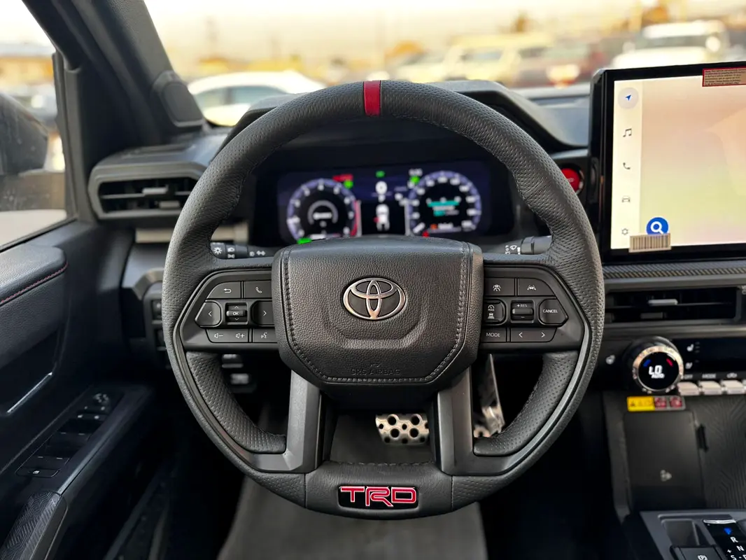 واردات Toyota Tacoma 2025 از دبی — منطقه آزاد کیش و قشم — خودرو Toyota — تصویر 15