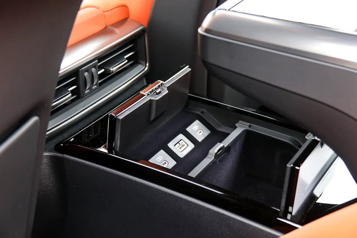 واردات Lexus LX Series 2026 از دبی — منطقه آزاد کیش و قشم — خودرو Lexus — تصویر 18