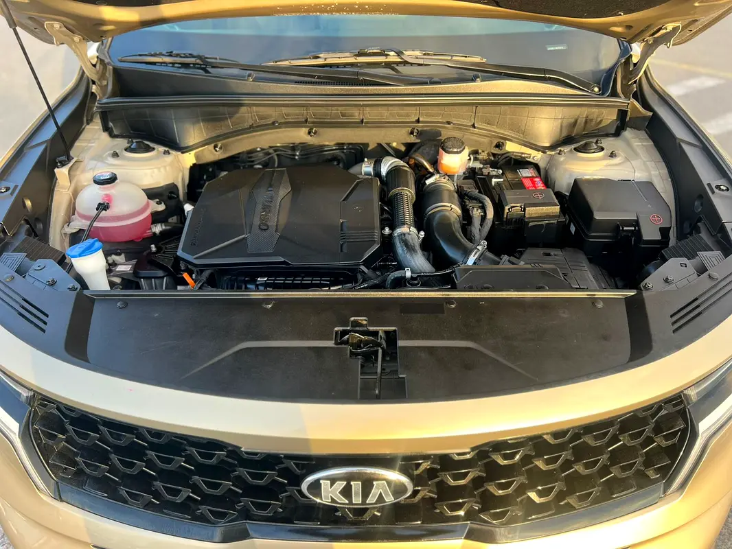 واردات Kia Sorento 2021 از دبی — منطقه آزاد کیش و قشم — خودرو Kia — تصویر 20