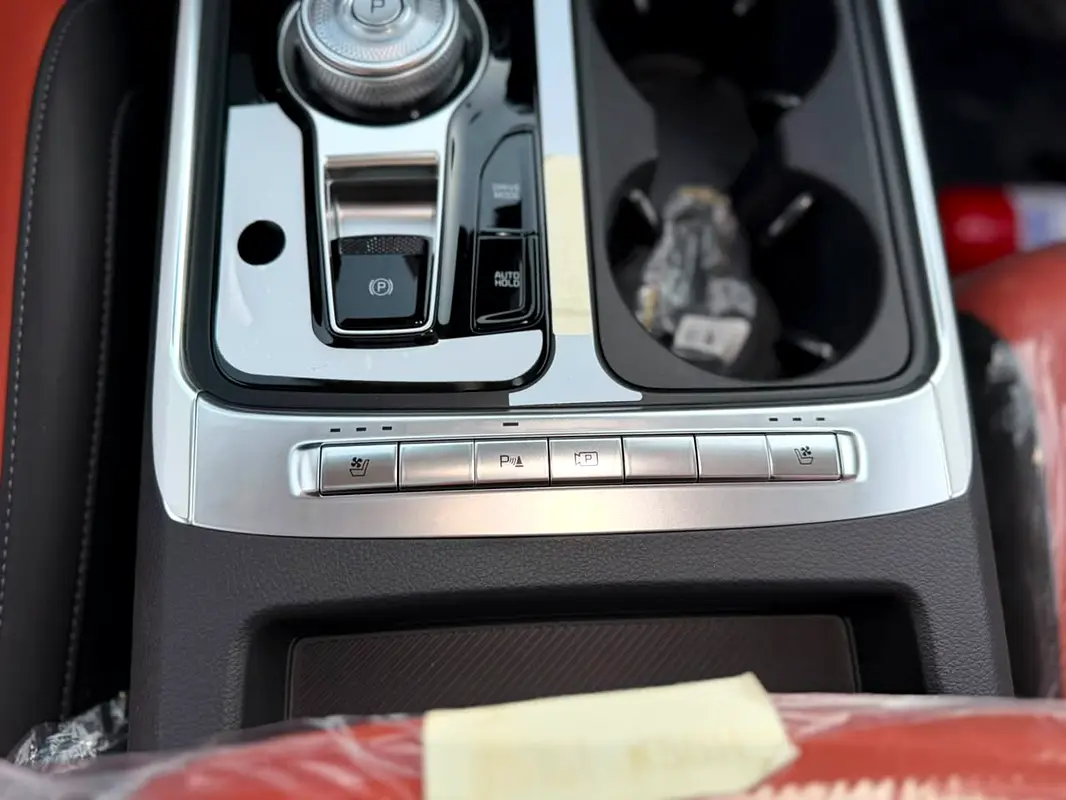 واردات Kia Carnival 2026 از دبی — منطقه آزاد کیش و قشم — خودرو Kia — تصویر 11