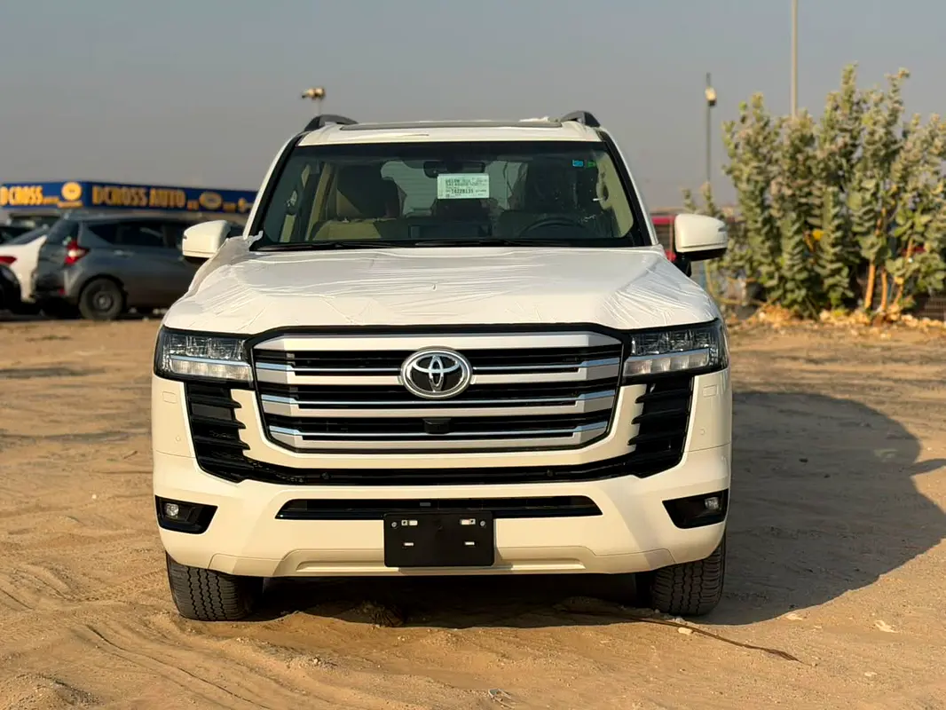واردات Toyota Land Cruiser 2026 از دبی — منطقه آزاد کیش و قشم — خودرو Toyota — تصویر 2