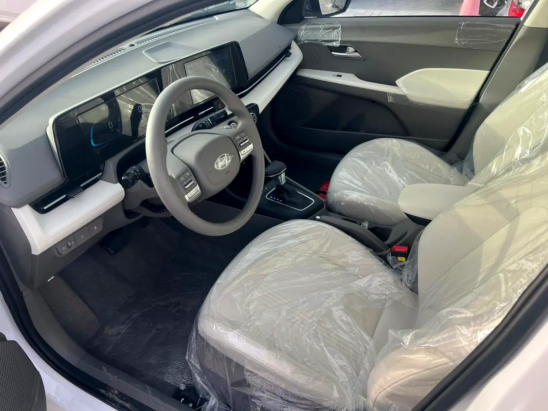 واردات Hyundai Accent 2026 از دبی — منطقه آزاد کیش و قشم — خودرو Hyundai — تصویر 7
