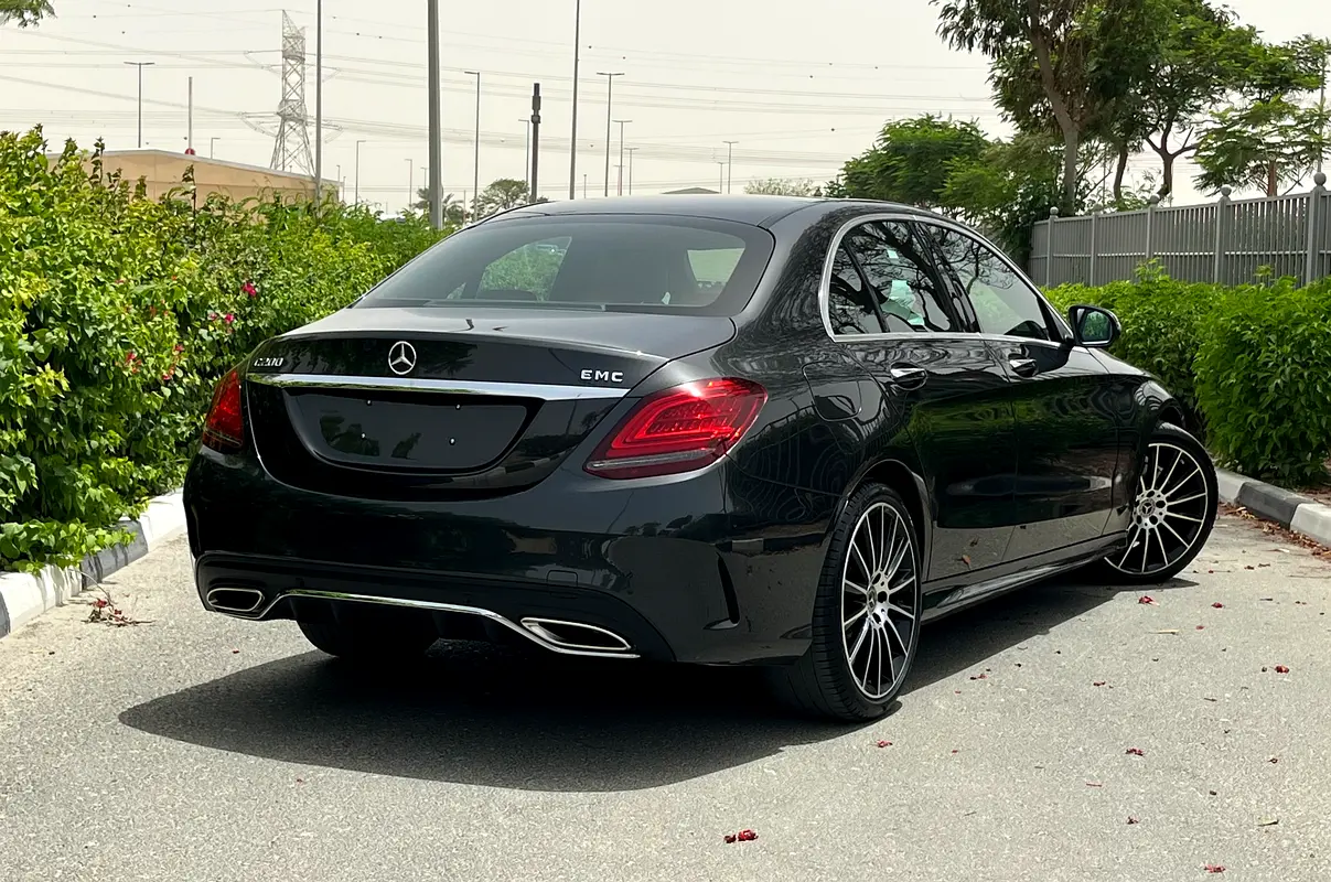 واردات Mercedes-Benz C Class 2020 از دبی — منطقه آزاد کیش و قشم — خودرو Mercedes-Benz — تصویر 6