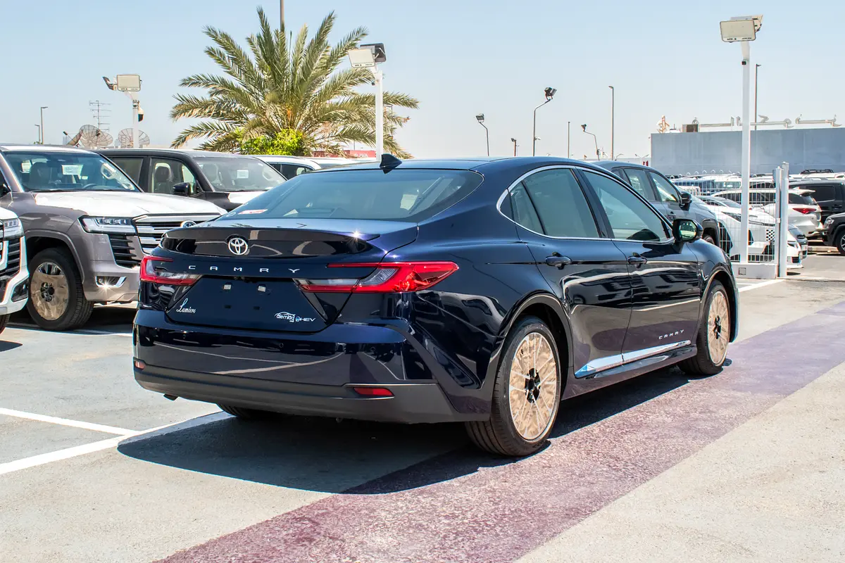 واردات Toyota Camry 2026 از دبی — منطقه آزاد کیش و قشم — خودرو Toyota — تصویر 5