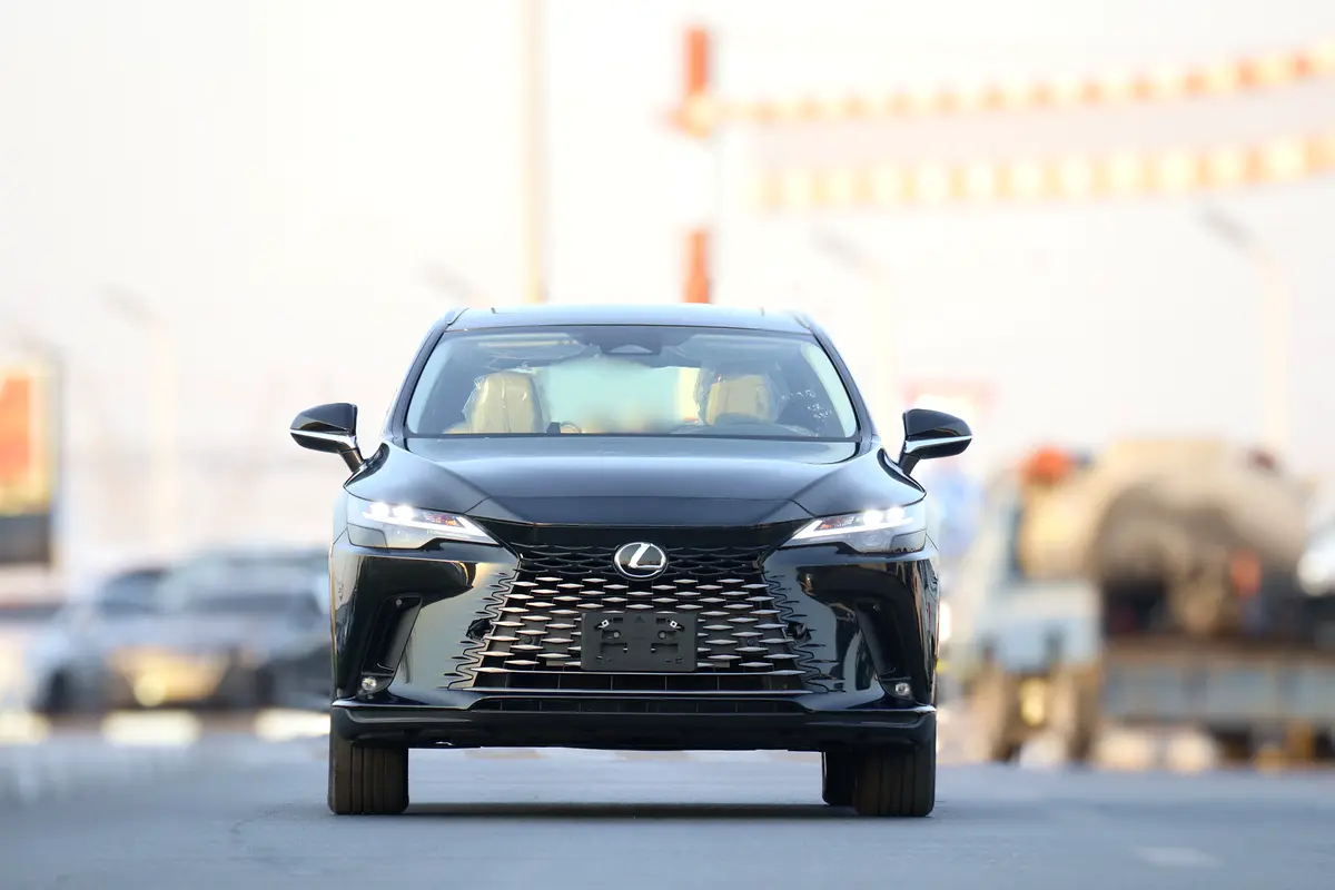 واردات Lexus RX Series 2026 از دبی — منطقه آزاد کیش و قشم — خودرو Lexus — تصویر 4