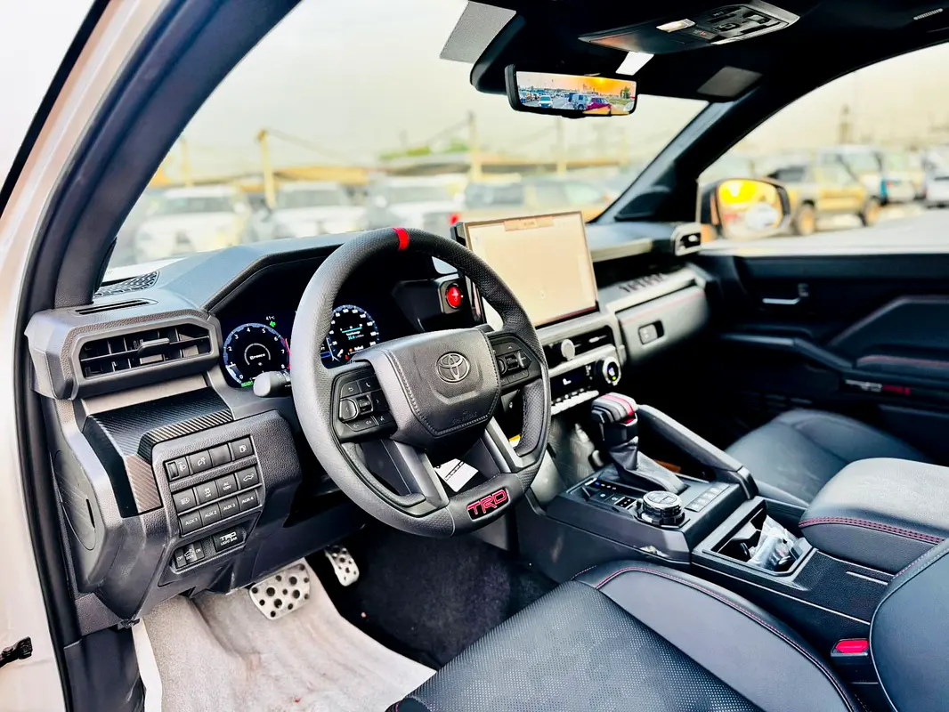 واردات Toyota Tacoma 2025 از دبی — منطقه آزاد کیش و قشم — خودرو Toyota — تصویر 6