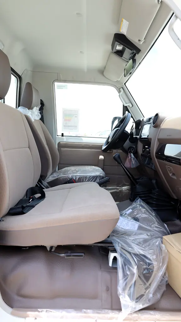 واردات Toyota Land Cruiser 70 Series 2026 از دبی — منطقه آزاد کیش و قشم — خودرو Toyota — تصویر 18