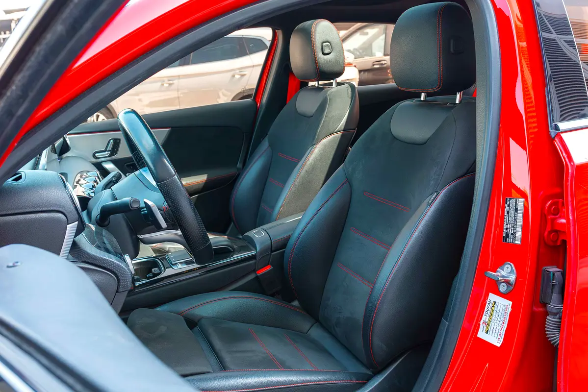 واردات Mercedes-Benz A Class 2020 از دبی — منطقه آزاد کیش و قشم — خودرو Mercedes-Benz — تصویر 10