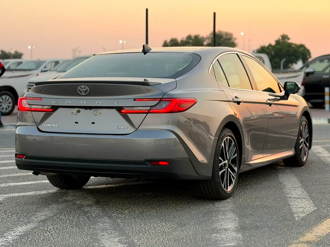 واردات Toyota Camry 2026 از دبی — منطقه آزاد کیش و قشم — خودرو Toyota — تصویر 6