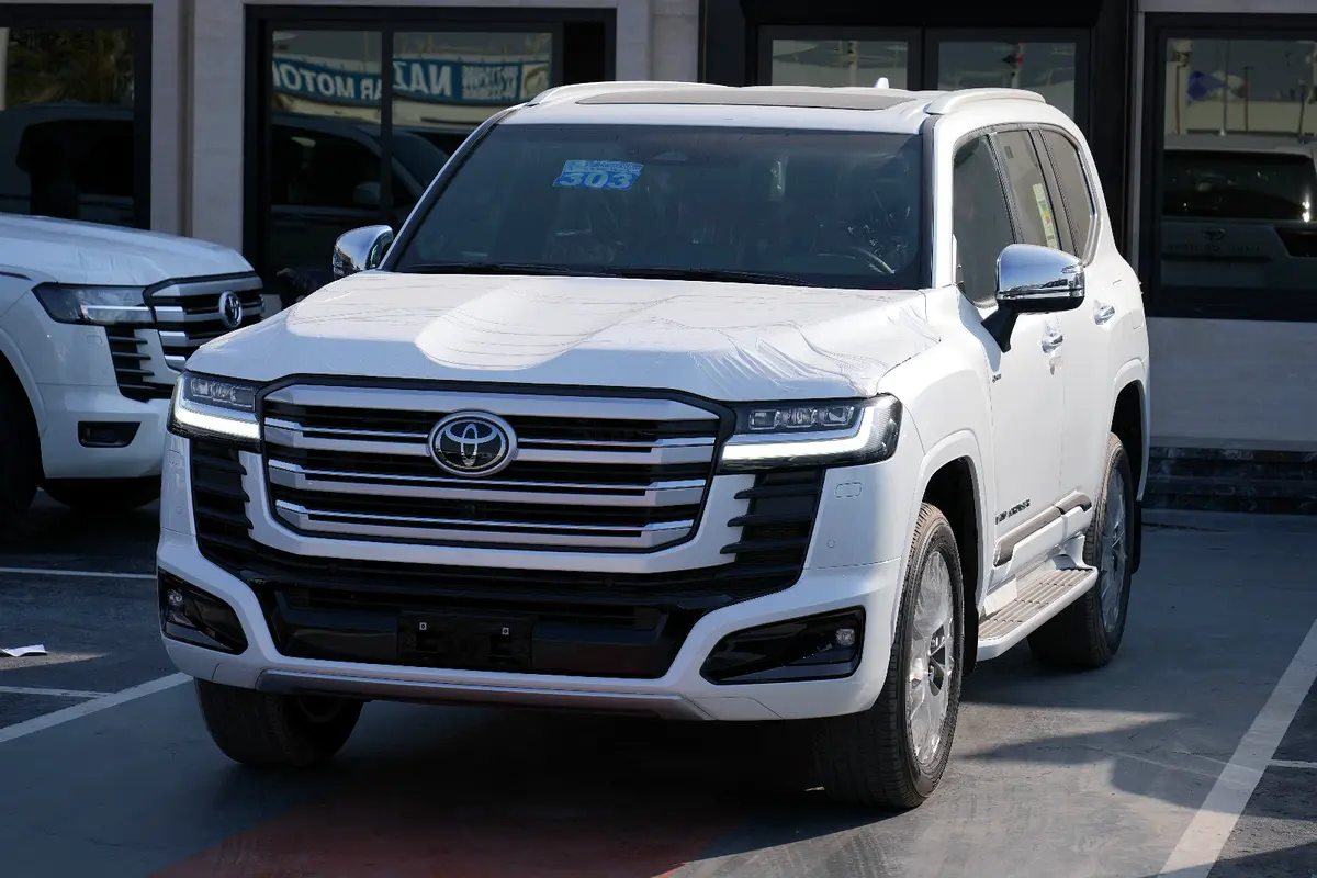 واردات Toyota Land Cruiser 2026 از دبی — منطقه آزاد کیش و قشم — خودرو Toyota — تصویر 2