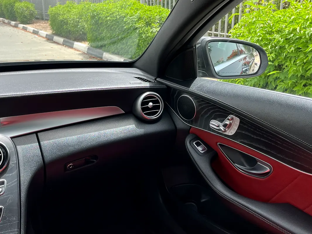 واردات Mercedes-Benz C Class 2020 از دبی — منطقه آزاد کیش و قشم — خودرو Mercedes-Benz — تصویر 19