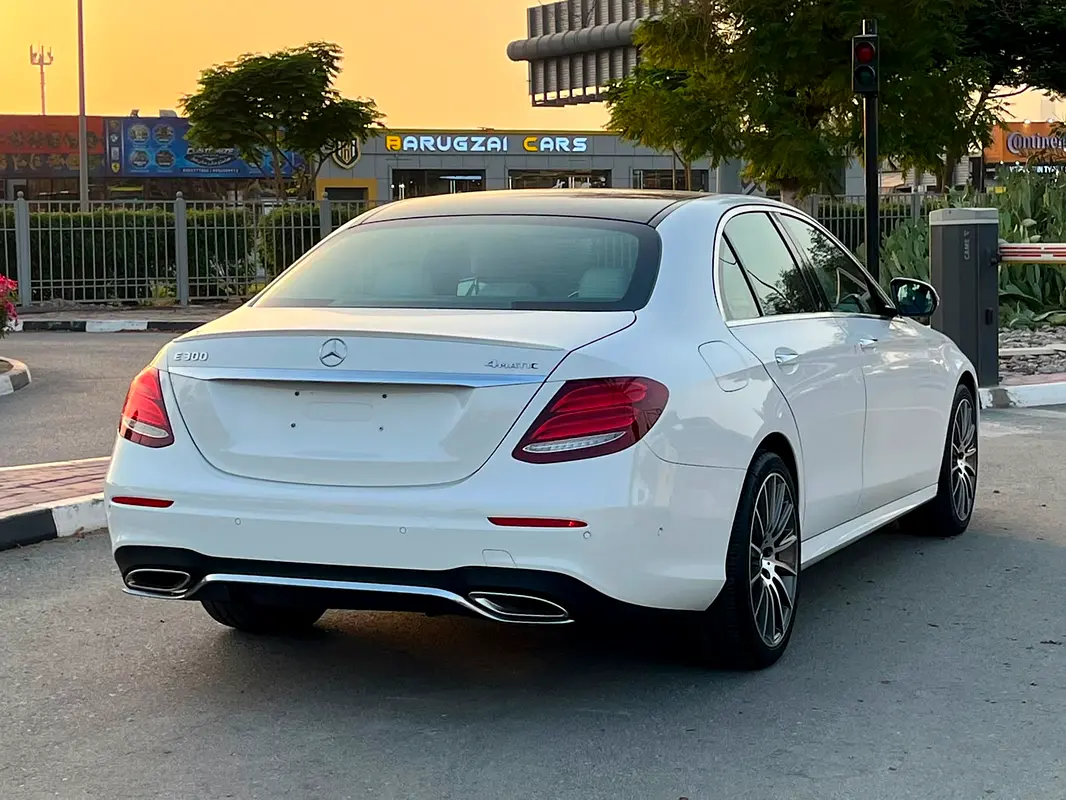 واردات Mercedes-Benz E Class 2017 از دبی — منطقه آزاد کیش و قشم — خودرو Mercedes-Benz — تصویر 5
