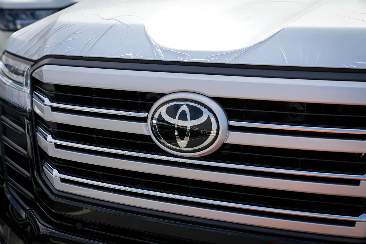 واردات Toyota Land Cruiser 2026 از دبی — منطقه آزاد کیش و قشم — خودرو Toyota — تصویر 7