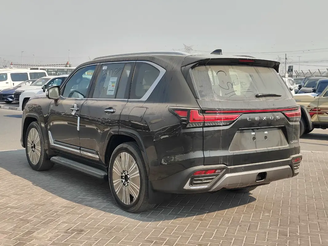 واردات Lexus LX Series 2026 از دبی — منطقه آزاد کیش و قشم — خودرو Lexus — تصویر 5