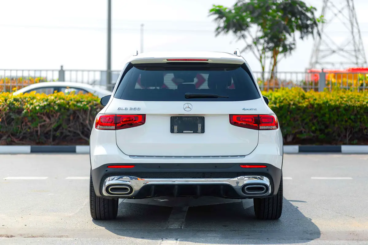 واردات Mercedes-Benz GLB Class 2020 از دبی — منطقه آزاد کیش و قشم — خودرو Mercedes-Benz — تصویر 5