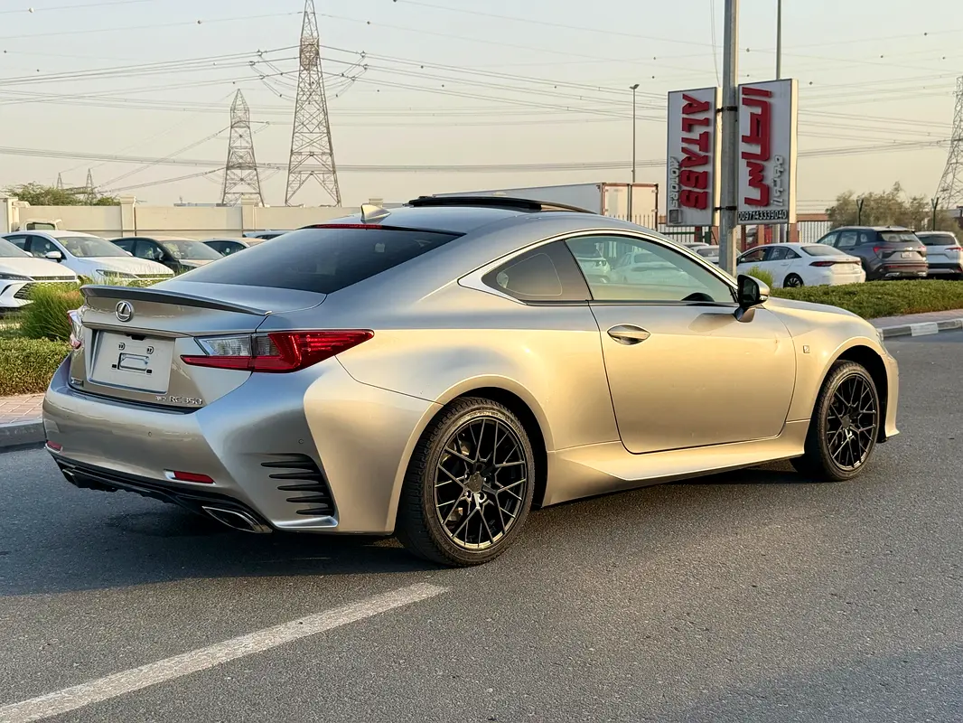 واردات Lexus RC Series 2016 از دبی — منطقه آزاد کیش و قشم — خودرو Lexus — تصویر 20