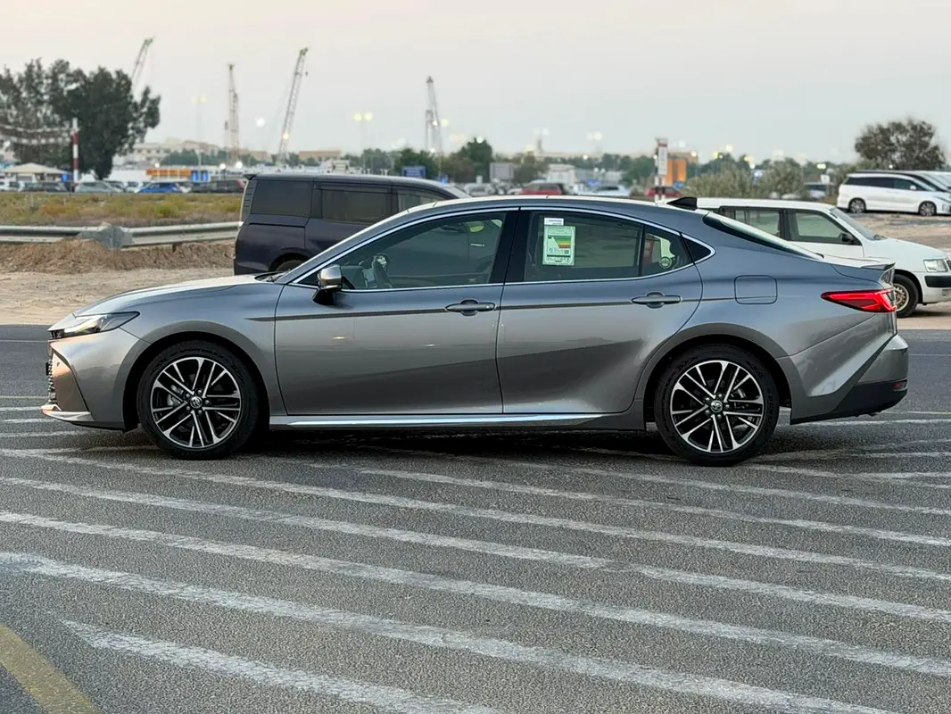 واردات Toyota Camry 2026 از دبی — منطقه آزاد کیش و قشم — خودرو Toyota — تصویر 4