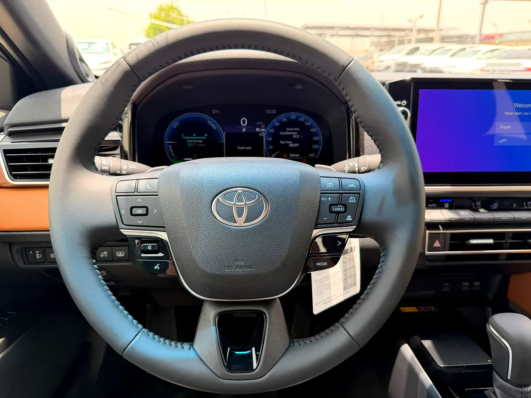 واردات Toyota Camry 2026 از دبی — منطقه آزاد کیش و قشم — خودرو Toyota — تصویر 8
