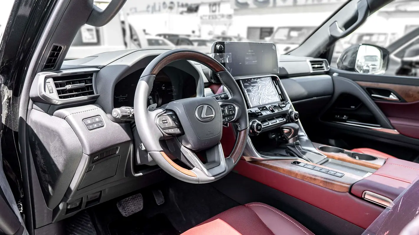 واردات Lexus LX Series 2026 از دبی — منطقه آزاد کیش و قشم — خودرو Lexus — تصویر 7