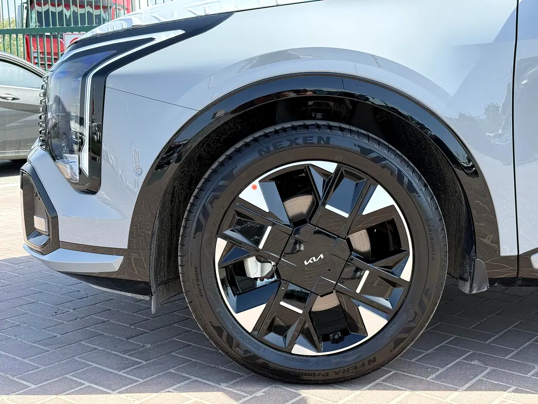 واردات Kia Sportage 2026 از دبی — منطقه آزاد کیش و قشم — خودرو Kia — تصویر 18