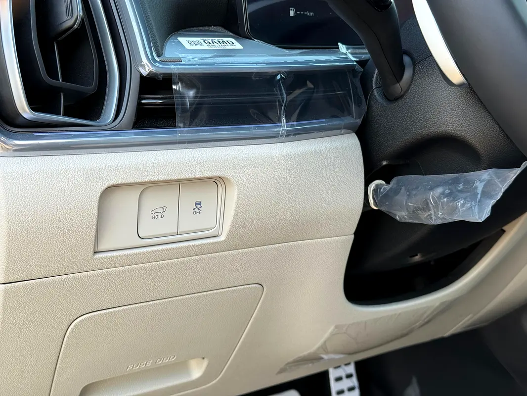 واردات Kia Sorento 2025 از دبی — منطقه آزاد کیش و قشم — خودرو Kia — تصویر 19