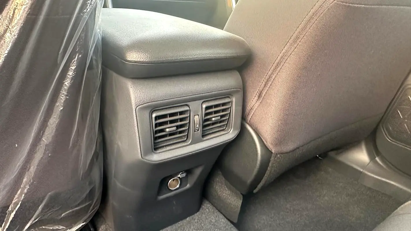 واردات Toyota RAV 4 2025 از دبی — منطقه آزاد کیش و قشم — خودرو Toyota — تصویر 8
