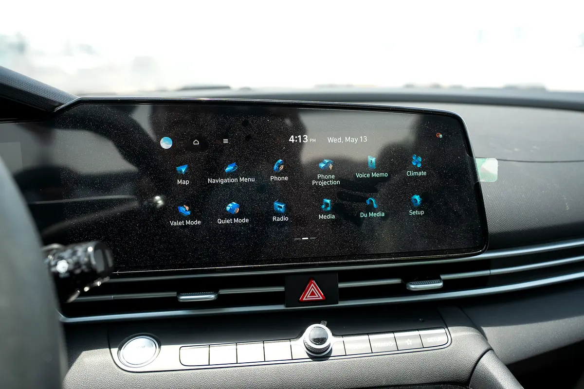 واردات Hyundai Elantra 2025 از دبی — منطقه آزاد کیش و قشم — خودرو Hyundai — تصویر 16