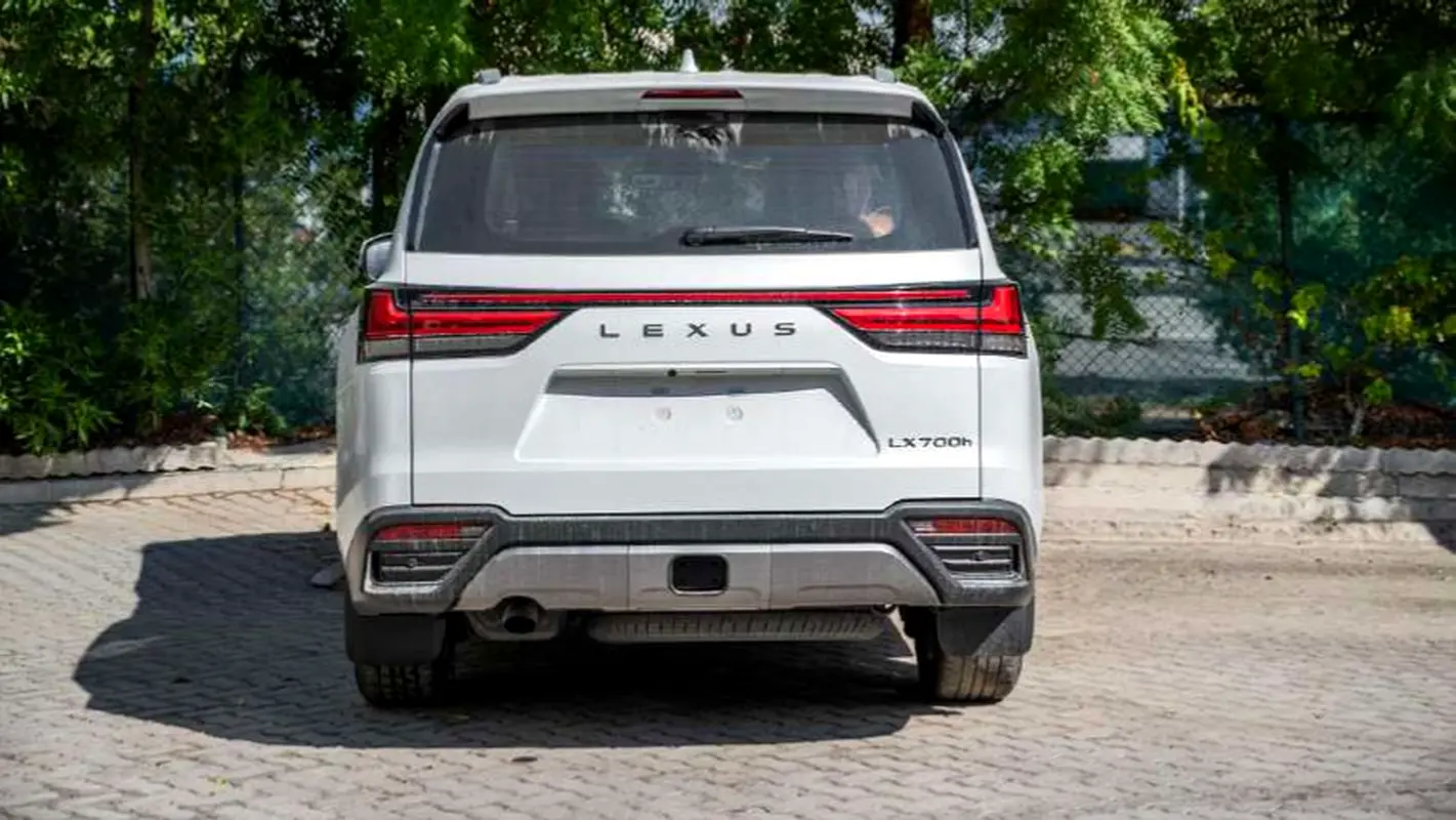 واردات Lexus LX Series 2026 از دبی — منطقه آزاد کیش و قشم — خودرو Lexus — تصویر 5