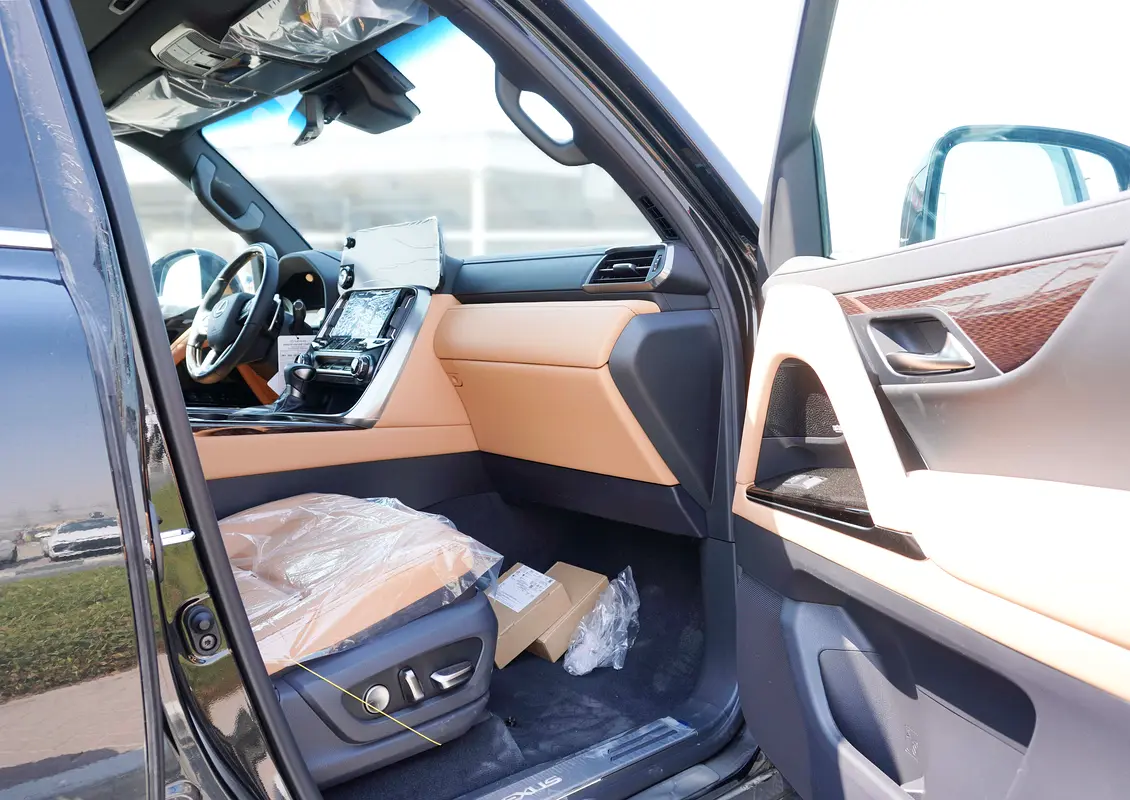 واردات Lexus LX Series 2026 از دبی — منطقه آزاد کیش و قشم — خودرو Lexus — تصویر 13