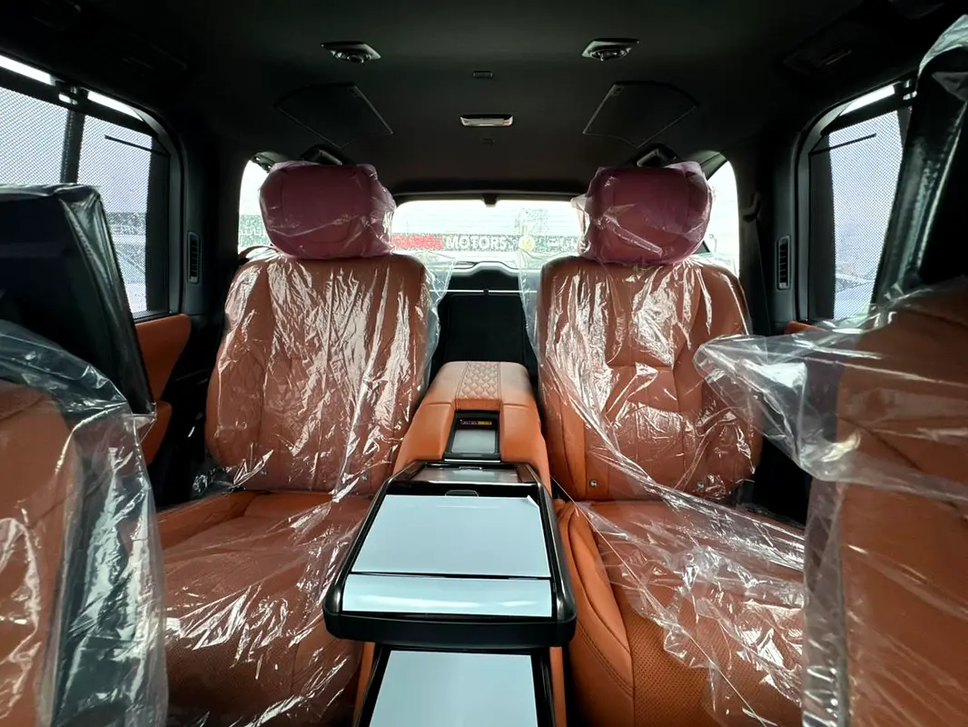 واردات Lexus LX Series 2026 از دبی — منطقه آزاد کیش و قشم — خودرو Lexus — تصویر 16