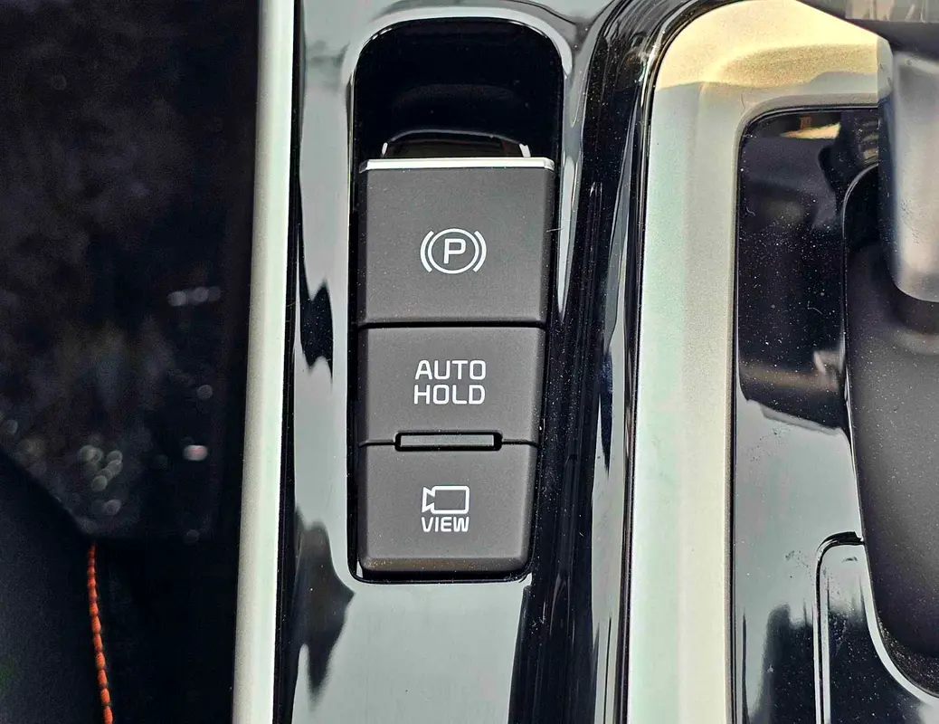 واردات Kia Seltos 2025 از دبی — منطقه آزاد کیش و قشم — خودرو Kia — تصویر 10