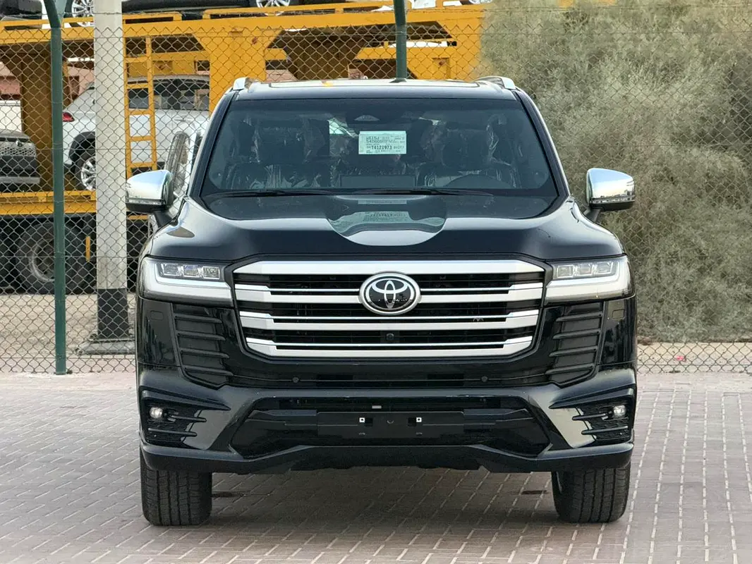 واردات Toyota Land Cruiser 2026 از دبی — منطقه آزاد کیش و قشم — خودرو Toyota — تصویر 5