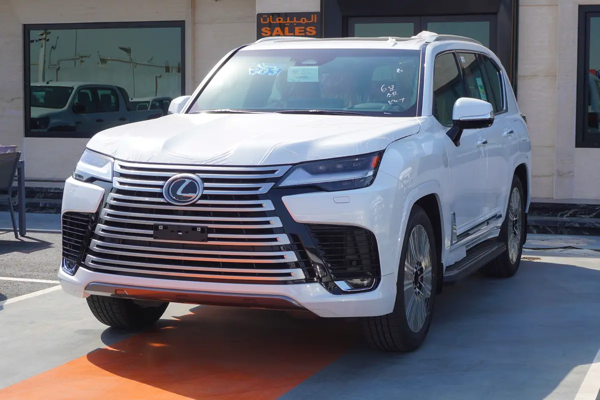 واردات Lexus LX Series 2026 از دبی — منطقه آزاد کیش و قشم — خودرو Lexus — تصویر 3