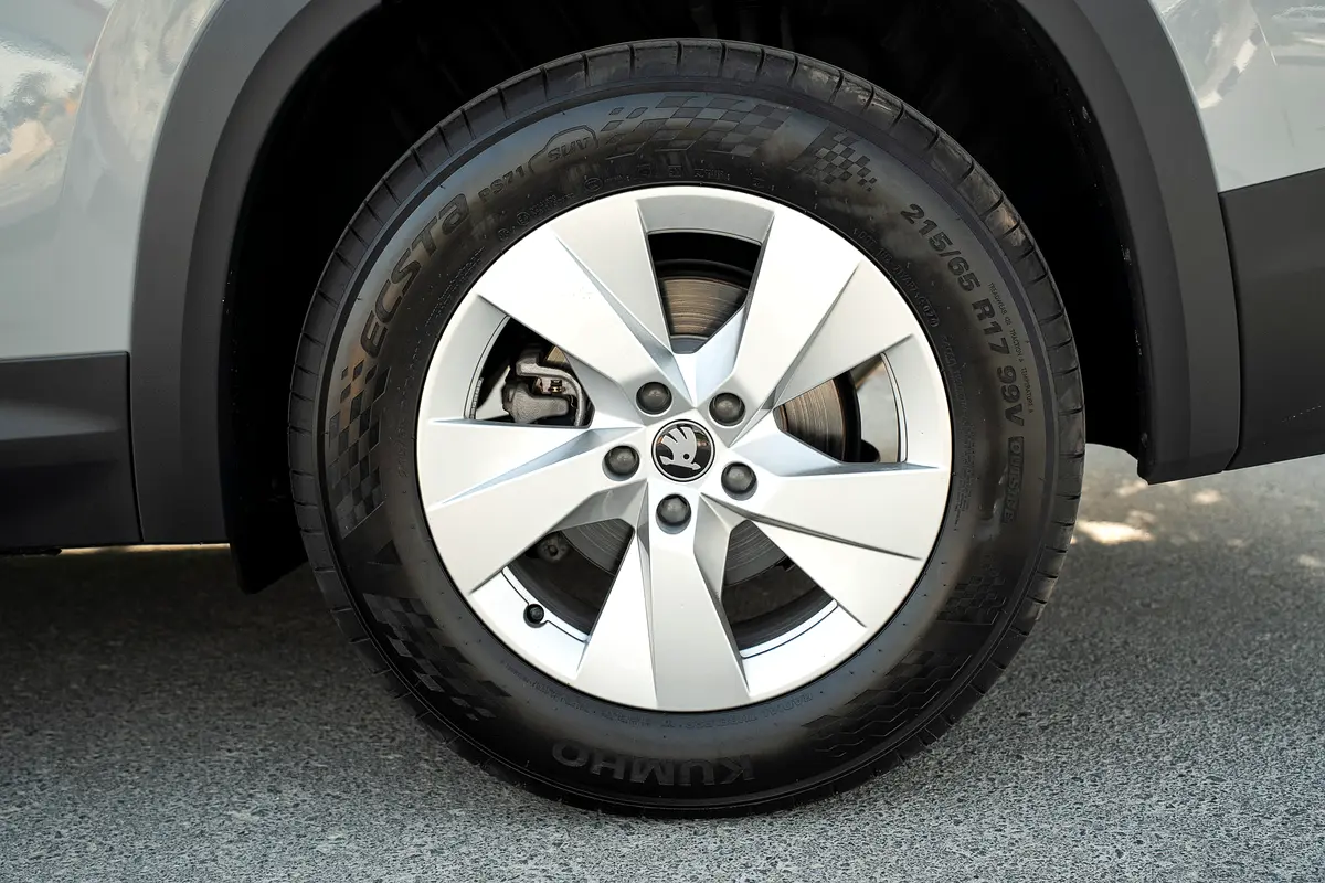 واردات Skoda Kodiaq 2026 از دبی — منطقه آزاد کیش و قشم — خودرو Skoda — تصویر 6